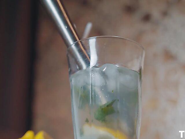 Solo redhead Sienna is full of energy and ready to masturbate