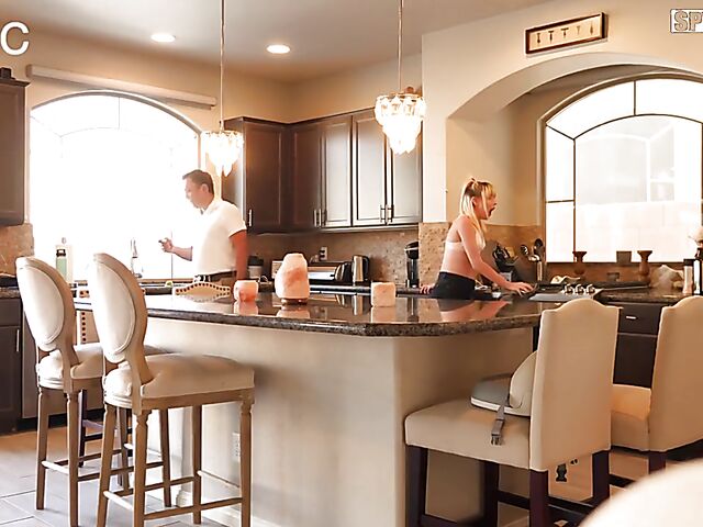 Jessie Saint - Stepdaughter toy orgasm and sex with her daddy