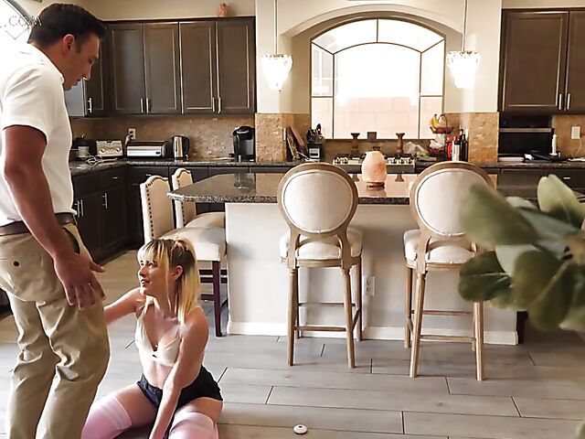 Jessie Saint - Stepdaughter toy orgasm and sex with her daddy