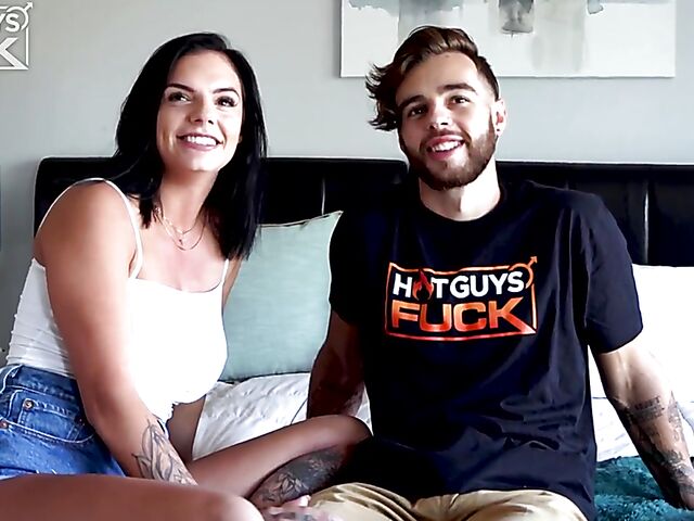 Fake boobs brunette Desiree Nevada having sex with a hot guy