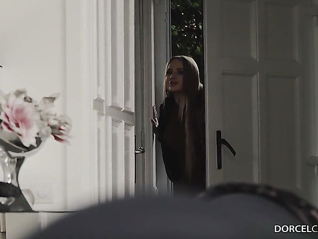 Hot sex in stockings and shoes with stunning Tina Kay