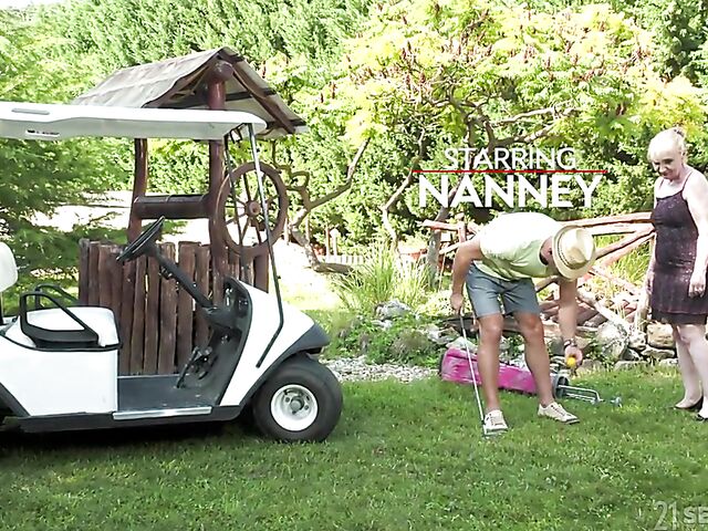 Nanney & Mugur - Granny outdoor fucking in the golf field