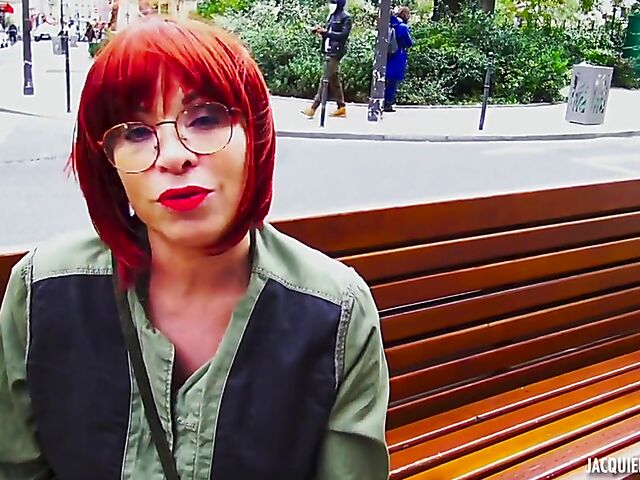 Pipa - 43-year-old French redhead MILF anal sex adventure in Reims