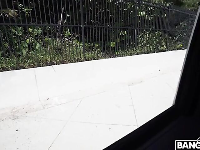 Surfer girl with pierced nipples Jordan Maxx gets picked up in Miami