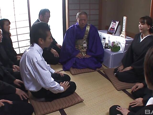 Submissive Japanese MILF gangbang with creampie featuring Kano Waka