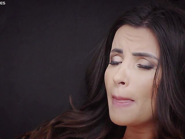 Full service from super hot brunette maid Alyssia Kent