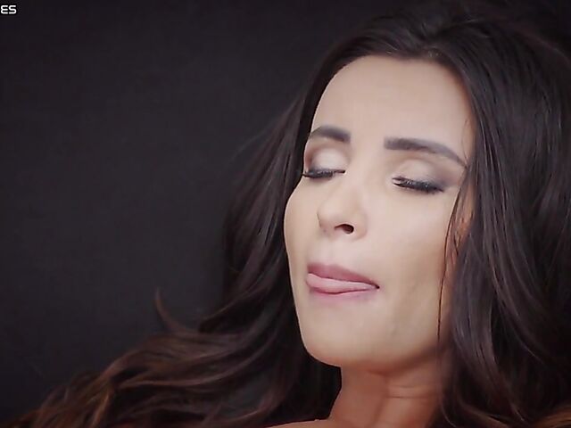 Full service from super hot brunette maid Alyssia Kent