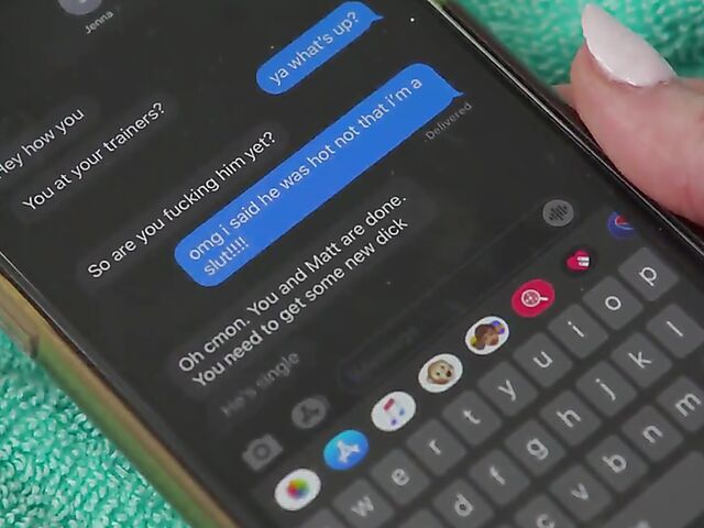 Intense workout and gym anal in stockings with Daisy Stone