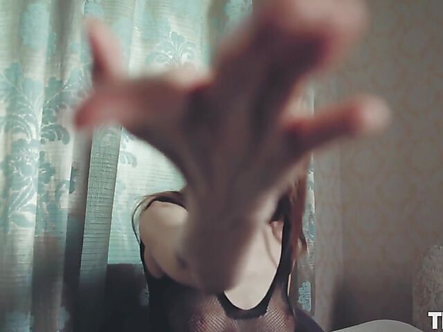 You are under orders to watch skinny masturbation enthusiast Alice Bright rub her clit to orgasm