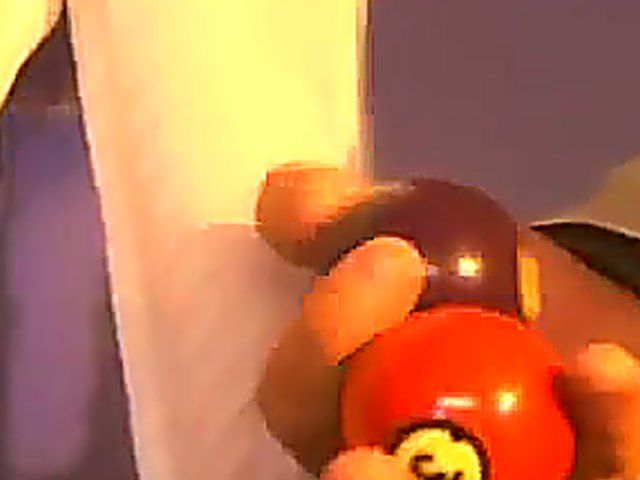 Horny cock sucking chicks get serviced by men