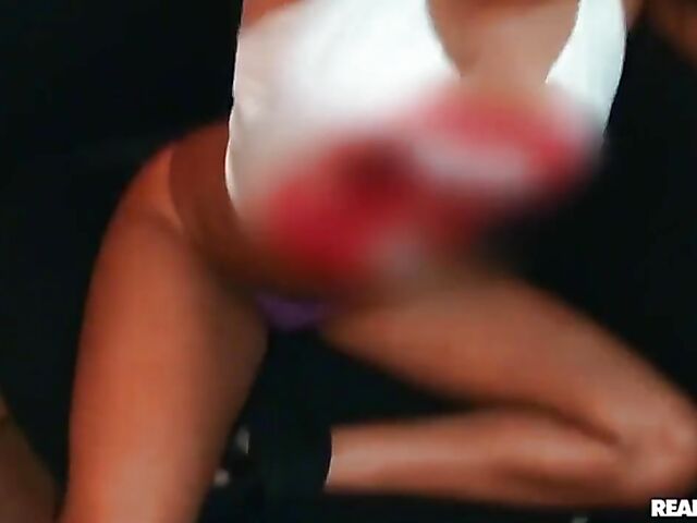 Gulliana Alexis - Fucking rock 'n' roll latina POV