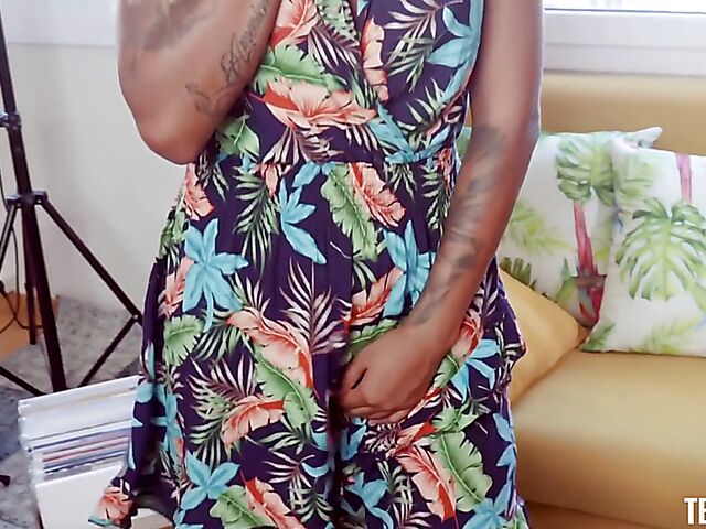 POV Latina Venus Afrodita gets horny in a sunflower field and wants your dick