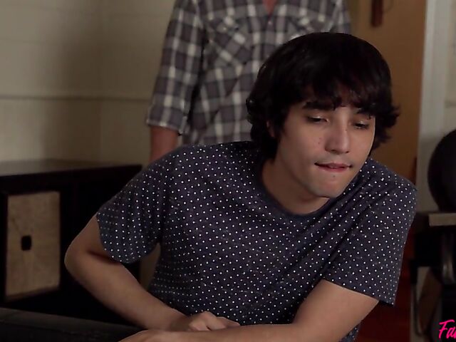 Old young family sex fantasy with MILF Aaliyah Love and teen Vanna Bardot