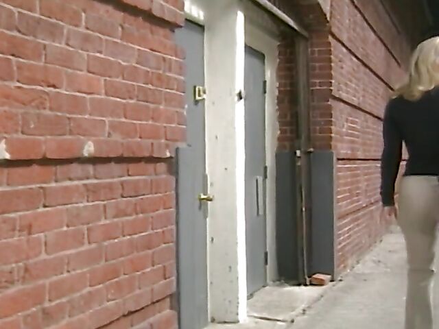 Hot sex with 2000's sexiest babes Farrah and Alexandra Quinn