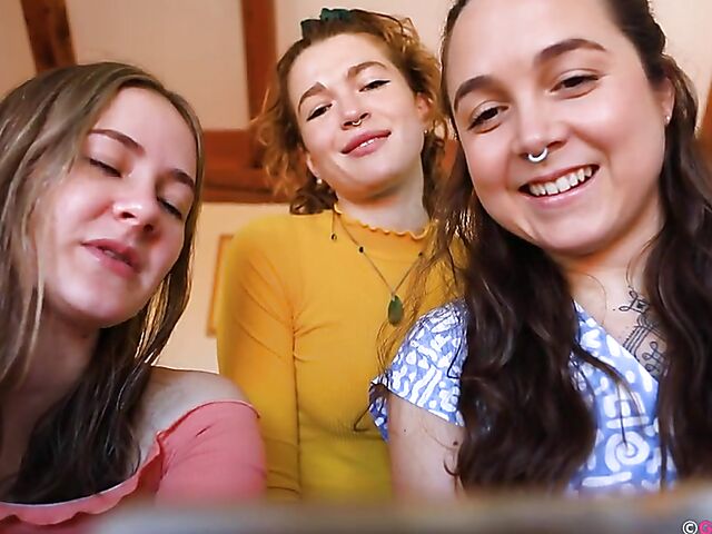 Natural lesbian trio Eva May, Juno Pixie, and Faye