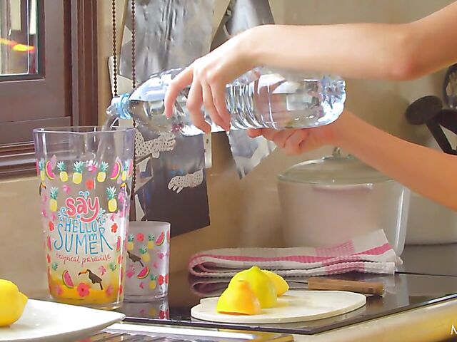 Rebecca Volpetti - Slim summer girl masturbates in the kitchen