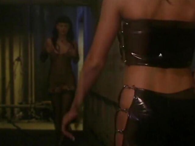 Classic lesbians Chasey Lain, Daisy Chain, Jezebelle Bond, and Tanya Danielle will take you back to 2002