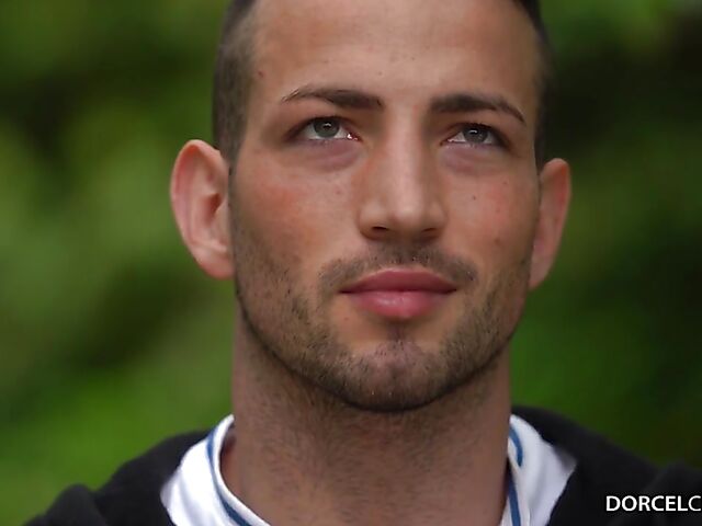 Mariska - Clothed MILF anal sex experience with her hot lover