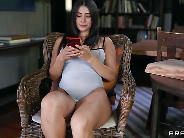 Hot masturbation solo with gorgeous toy lover Tru Kait