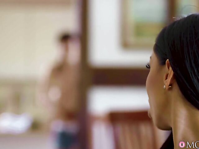 Latina lesbian Canela Skin eating Caomei's bush