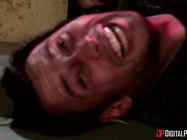 Big cock anal squirt with tattooed maneater Bonnie Rotten and Danny D