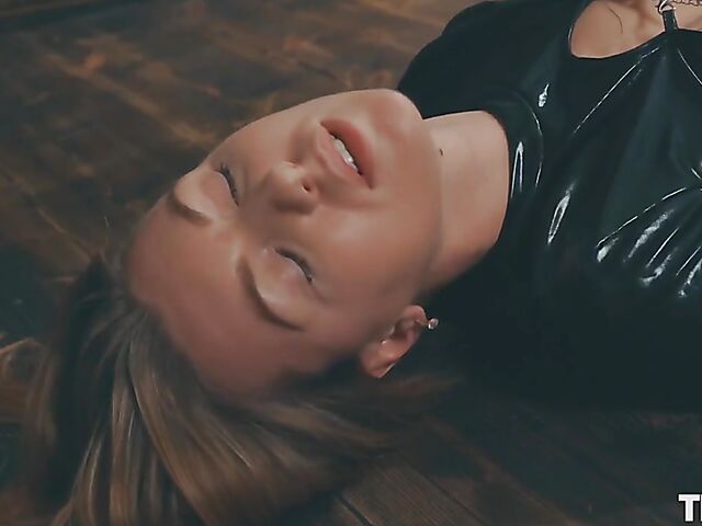 Latex bondage solo with kinky babe Camden