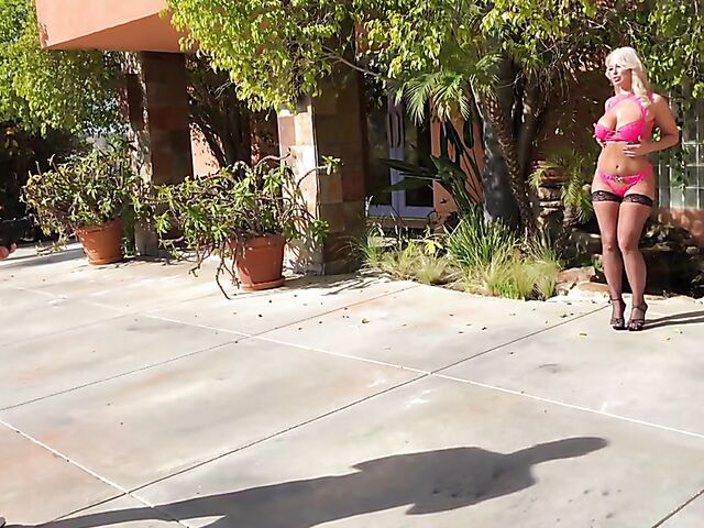 Busty MILF pornstar London River behind the scenes