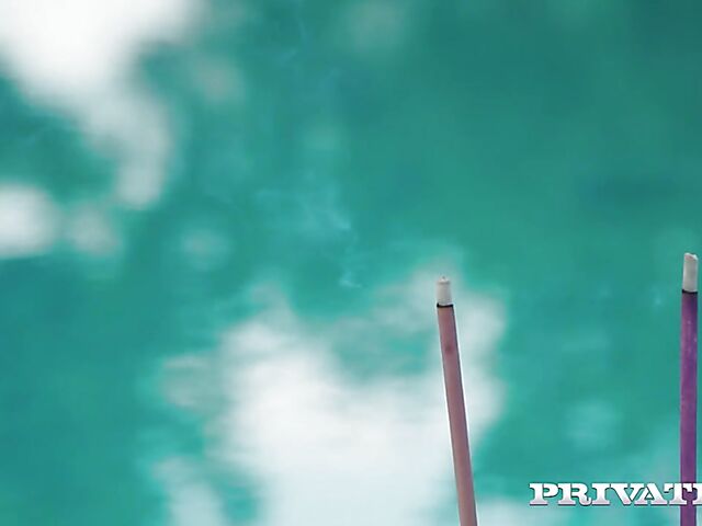 Outdoor yoga sex with pale blonde Chrystal Sinn