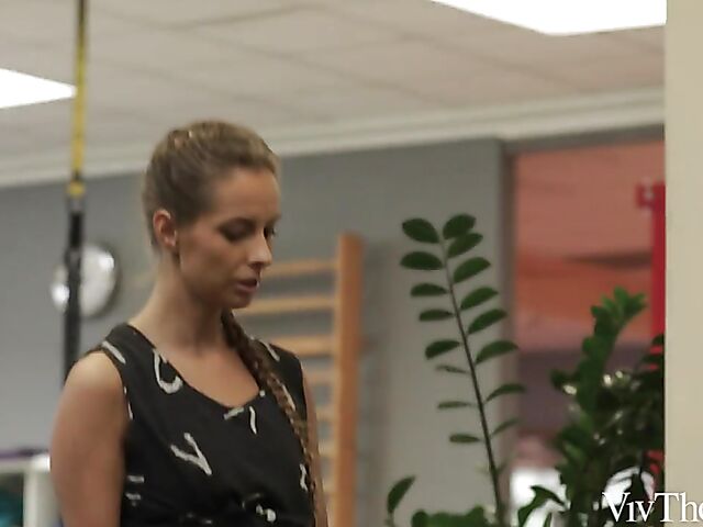 Lesbian gym babes Alyssa Bounty and Kinuski get it on