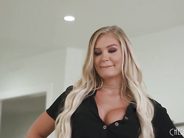 From VR jerk off to real fuck action with sexy MILF Alison Avery