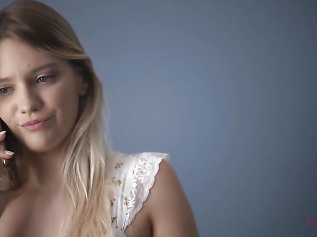 Cute lesbian Evelyn Claire having a pleasant evening with Aidra Fox