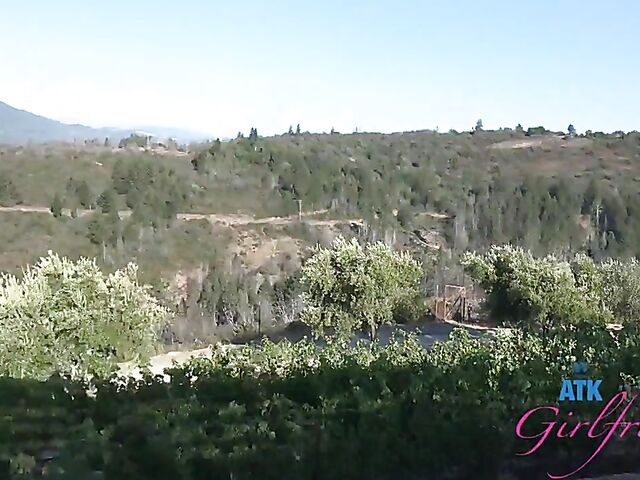 Blue-eyed POV girlfriend Paris White gets boned on vacation