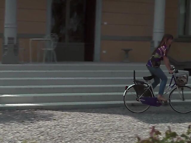 Romantic bike ride and sensual fingering solo with Lorena