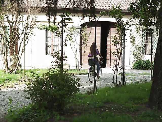 Romantic bike ride and sensual fingering solo with Lorena