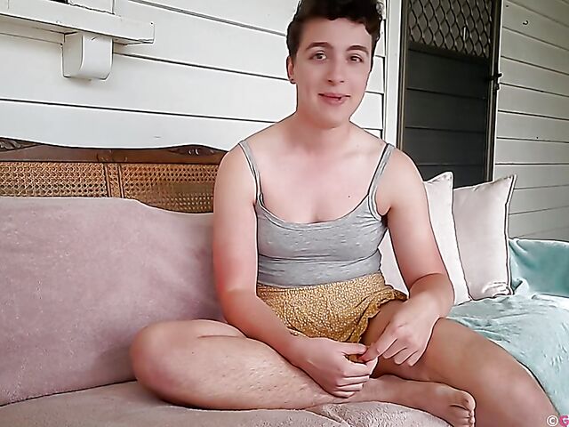 Short-haired Australian girl Stone Silver fingering hairy snatch and asshole