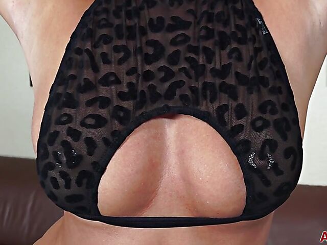 MILF over 30 Jordan Maxx shows her beautifully pierced nipples and fingers her shaved cunt