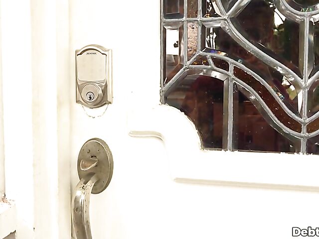 Nikki Sweet - Debt sex with a long-haired blonde POV 