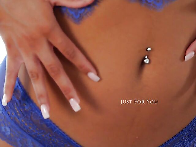 Big boobs solo with shapely brunette Autumn Falls