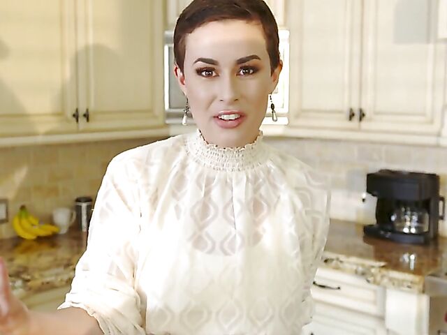 Kenzie Taylor & Olive Glass - Two milf foursome with stepsons 