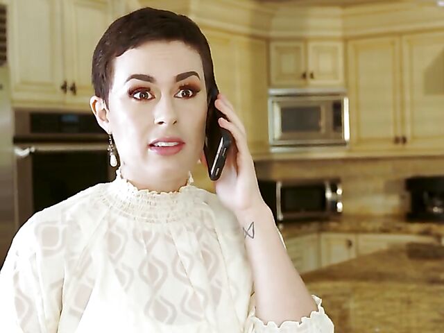 Kenzie Taylor & Olive Glass - Two milf foursome with stepsons 