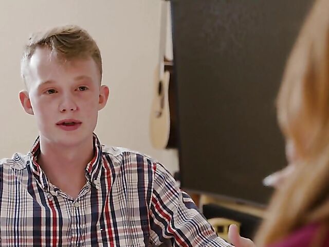 Boy fuck MILF with Juliett Russo and Jimmy Michaels