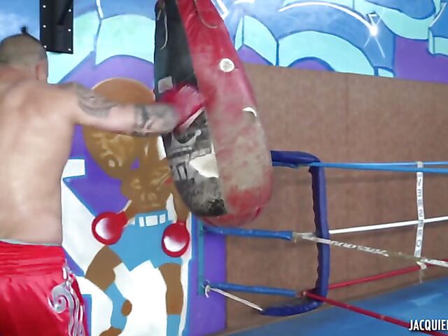 Polly Pons - Petite Thai anal in the ring after boxing workout