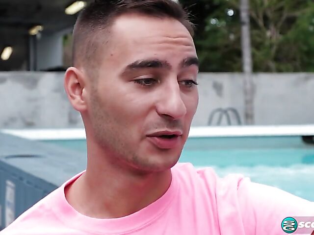 Hot mature blonde Amber Lace is fuckable