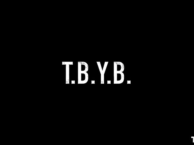 Blindfolded babe Stacy Cruz plays with her glass dildo