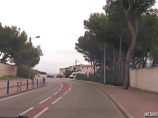 French DP with tattooed petite woman Alya