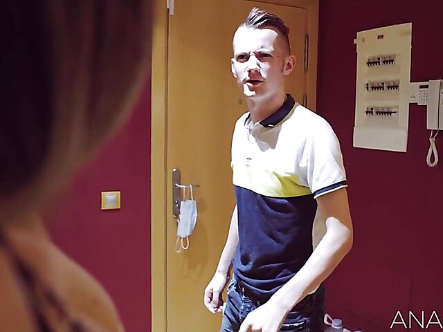 Mom boy anal with Francys Belle and Sam Bourne