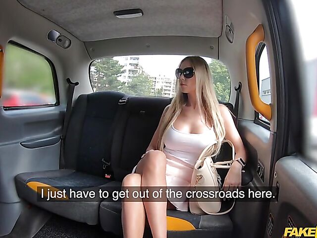 Big boobed Florane Russell's taxi fuck with a horny driver