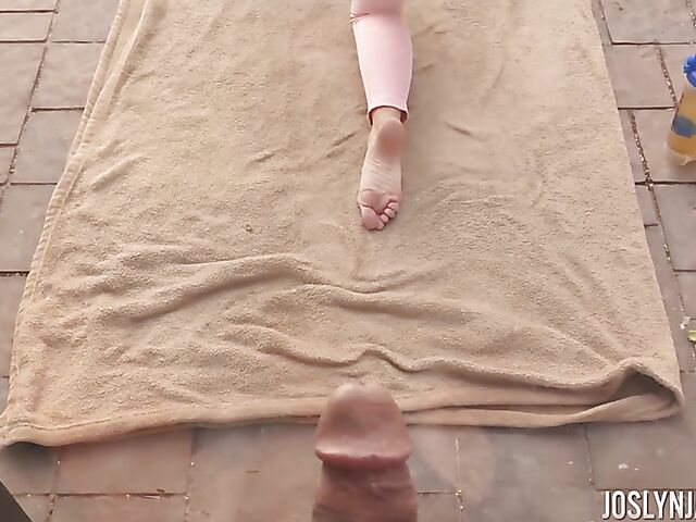 Yoga MILF workout and POV doggystyle outside with Joslyn James