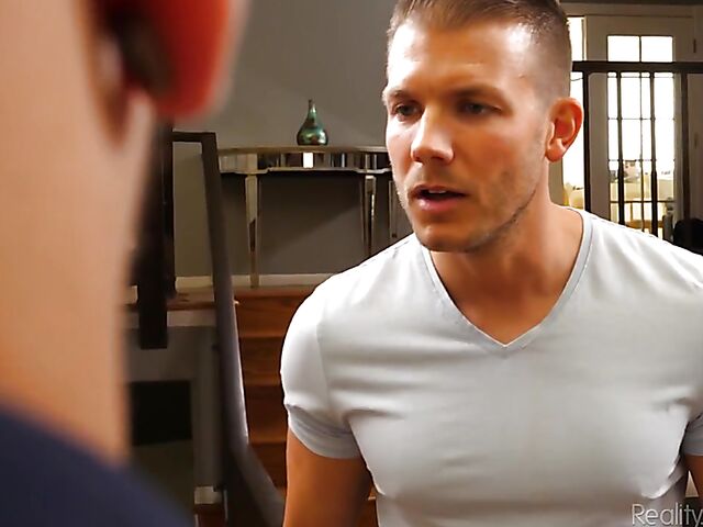 Slut sister fantasy with sweet pornstar Paige Owens