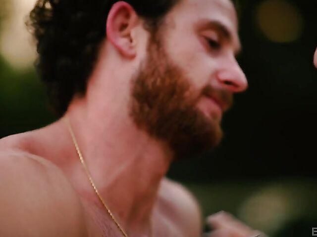 Skinny blonde Lily Larimar can't play golf but can fuck